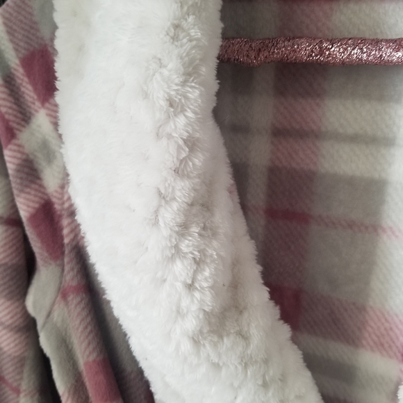 Super Soft Cozy Robe - Picture 4 of 4